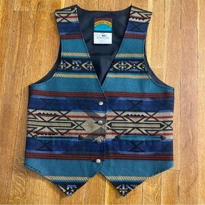 Vintage Pioneer Wear Vest Women’s Medium Aztec Style 22835 Made In USA Western
